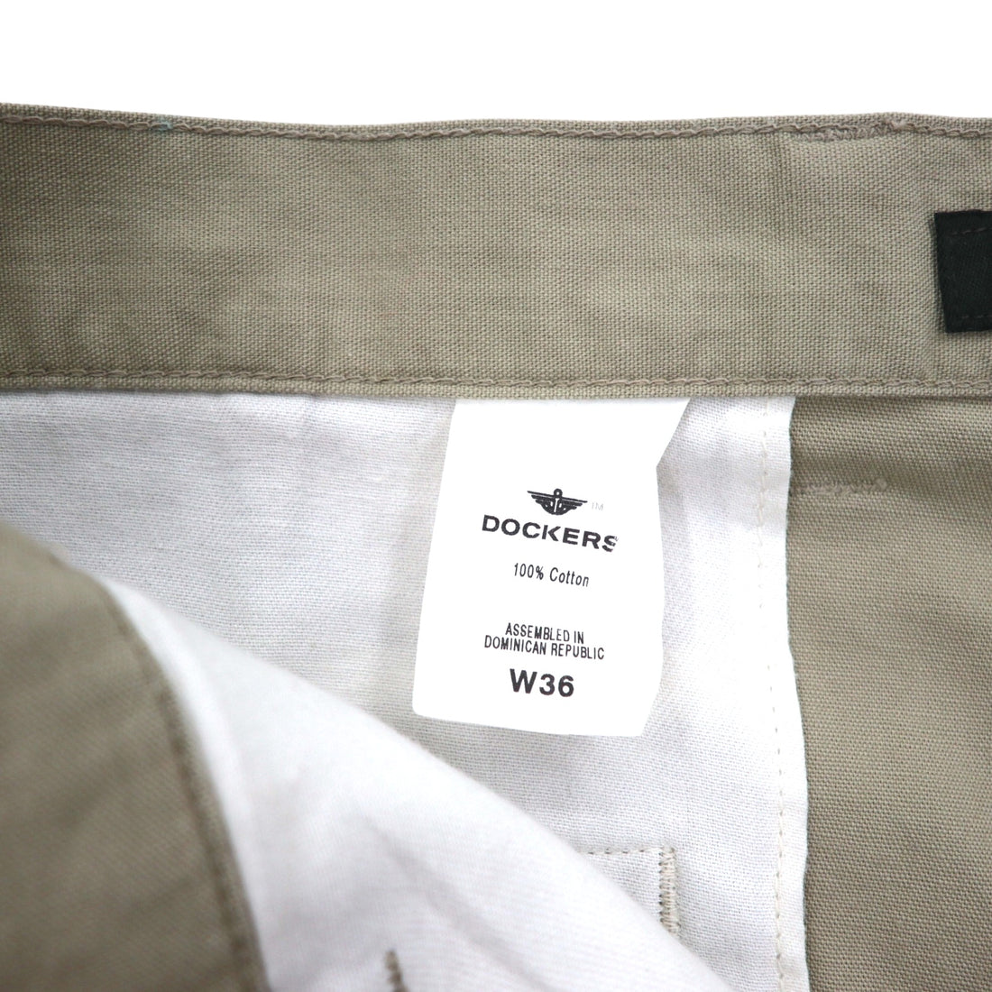 DOCKERS (Levi's) Duck Canvas Tuck Shorts, Size L, Beige, Cotton