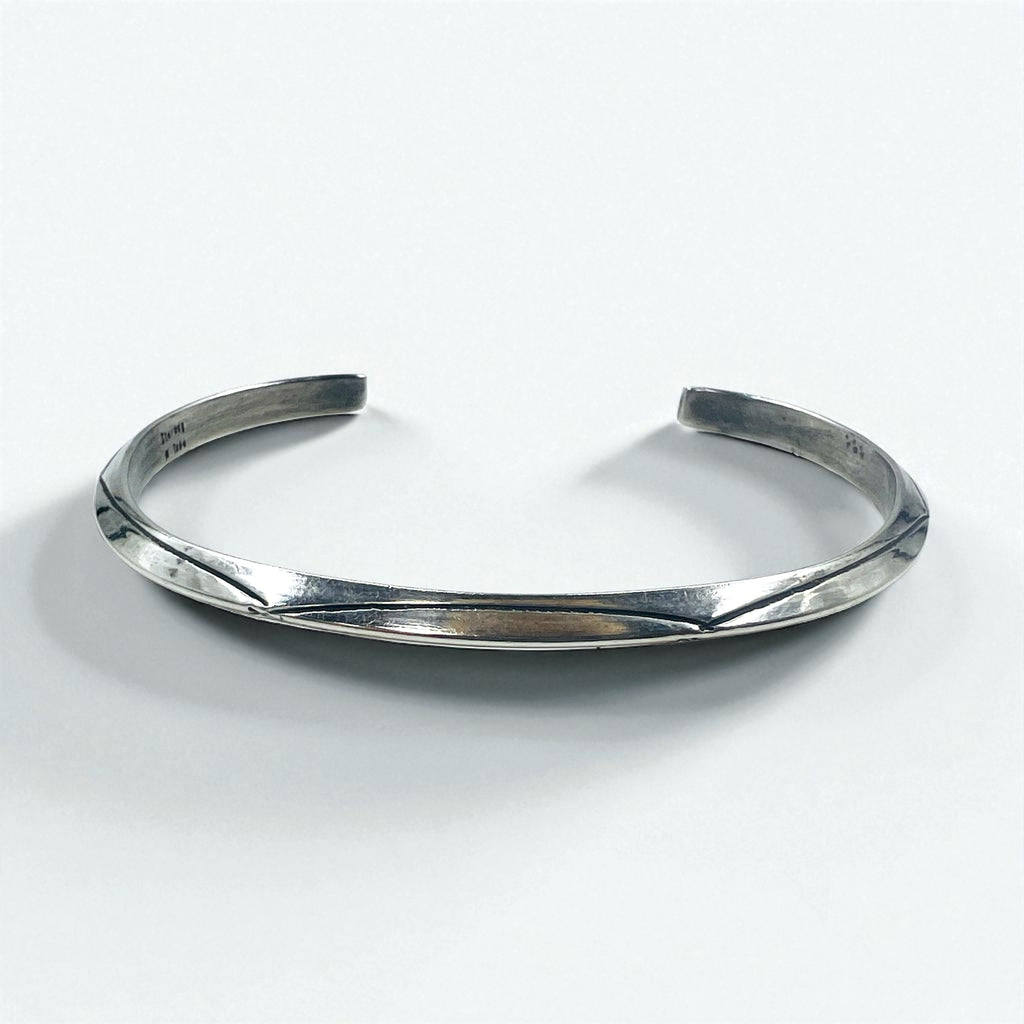 Navajo Elaine Tahe Sterling Cuff Bracelet インディアンジュエリー バングル シルバー