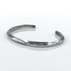 Navajo Elaine Tahe Sterling Cuff Bracelet インディアンジュエリー バングル シルバー