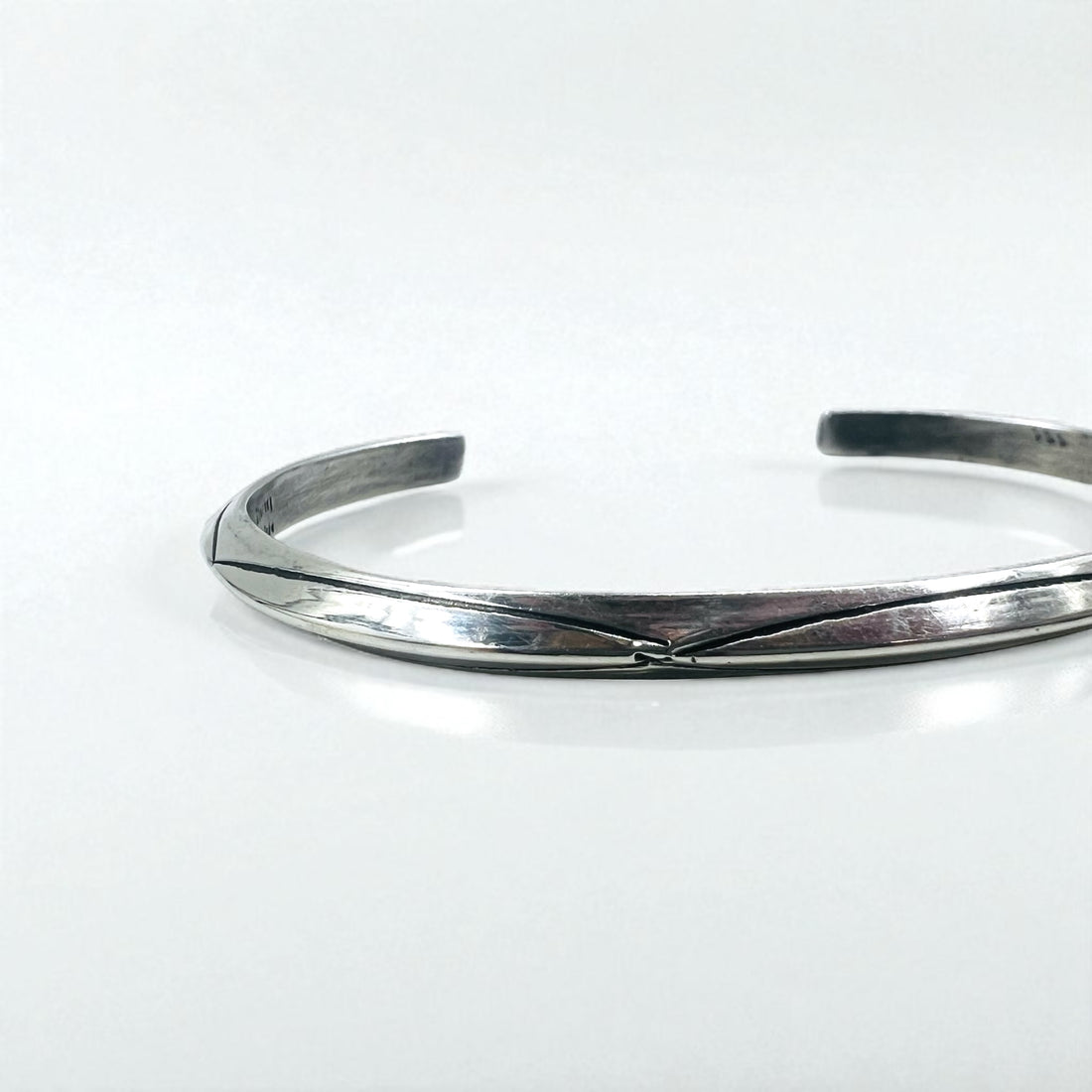 Navajo Elaine Tahe Sterling Cuff Bracelet インディアンジュエリー バングル シルバー