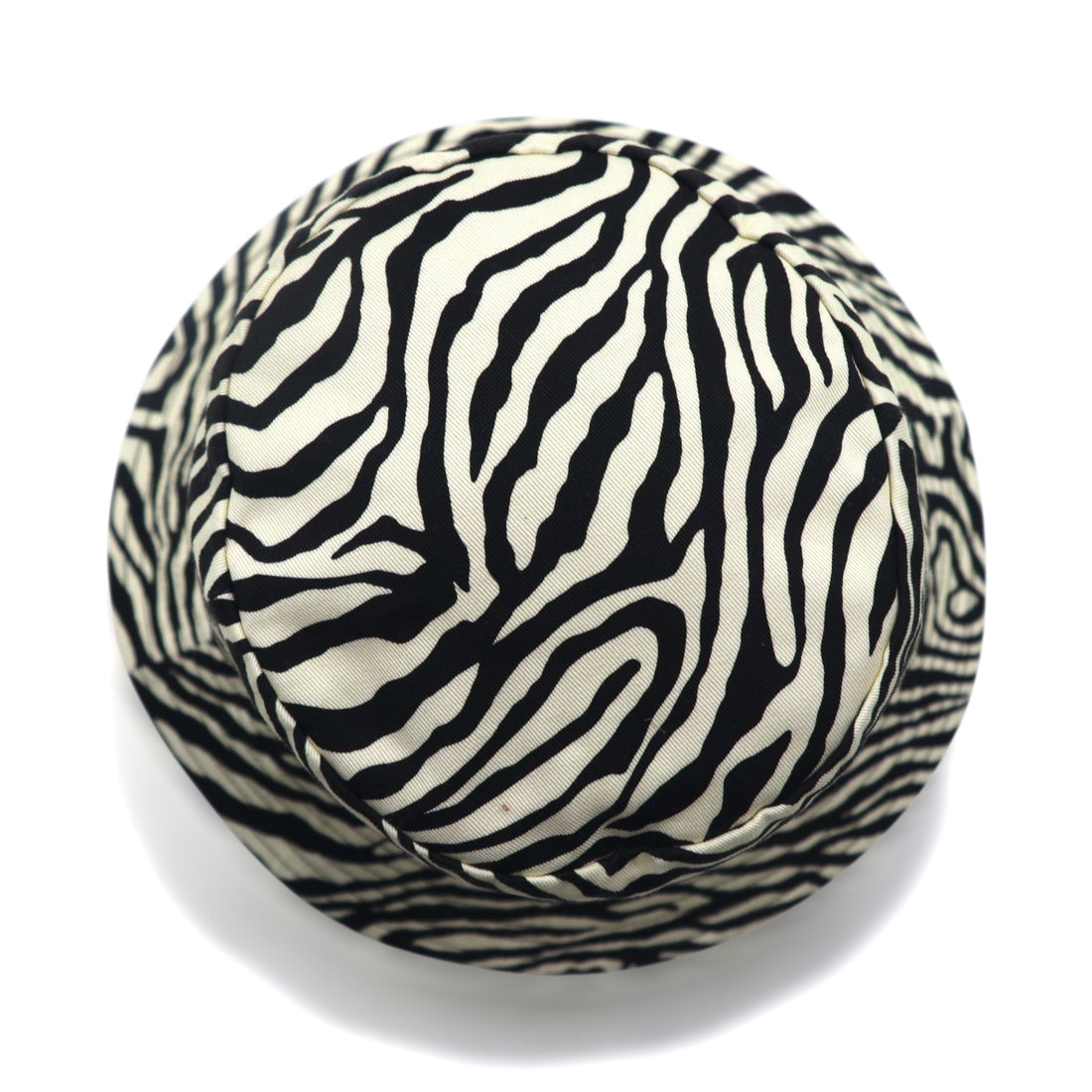 CELINE Zebra Print Bucket Hat M White Black All-over Animal Pattern Hedi Slimane 22AW 2AUV1979S
