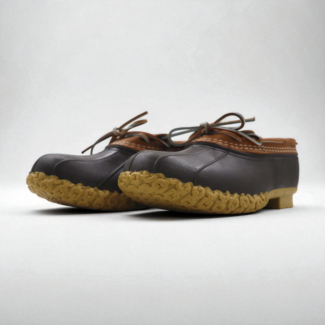 LLBean Bean Boots, a rubber moccasin made in the USA, size 27cm, leather, rubber, and gum sole, 175067, unused.
