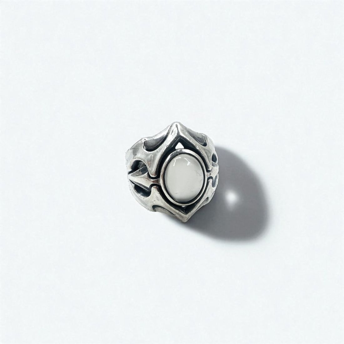 K-SMITH Tribal Silver Ring, Size 19, Oval, White, Clear Stone, Silver 925