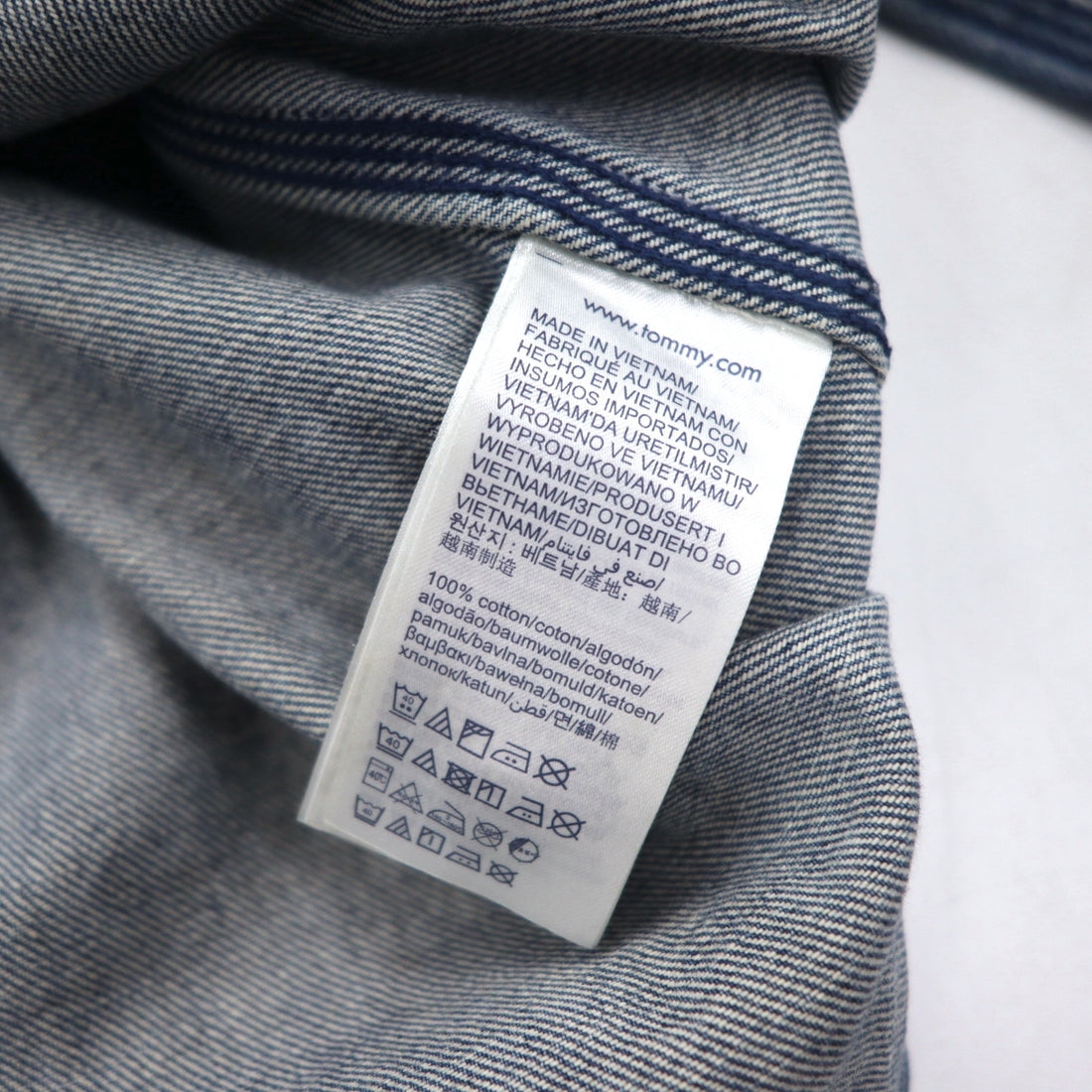 TOMMY JEANS バックプリント デニムシャツ L インディゴ ブルー スナップボタン RELAXED FIT DM0DM06735