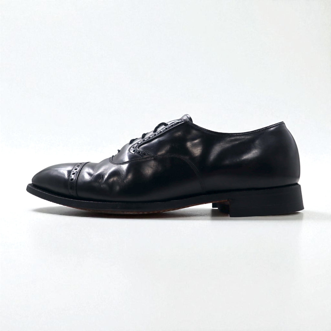 Johnston & Murphy USA製 Heritage キャップトゥ ストレートチップ ドレスシューズ 27.5cm ブラック レザー 13436 15-1161 603N