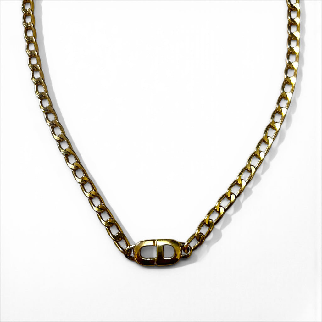 Christian Dior Curb Chain Choker Necklace in Gold with CD Logo and Metal