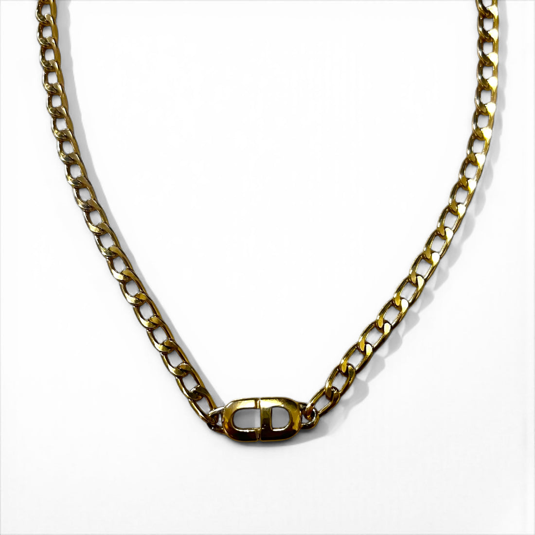 Christian Dior Curb Chain Choker Necklace in Gold with CD Logo and Metal
