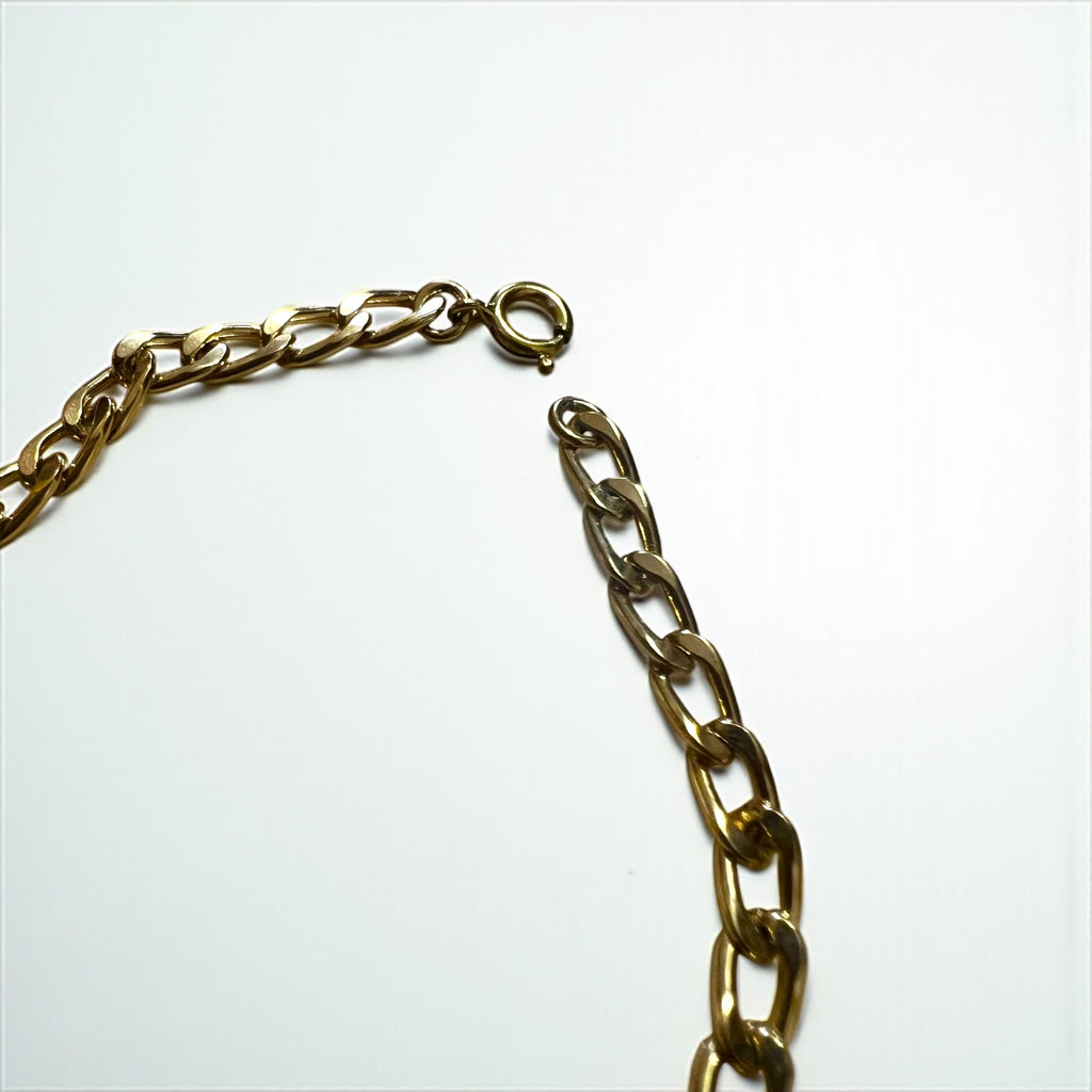 Christian Dior Curb Chain Choker Necklace in Gold with CD Logo and Metal
