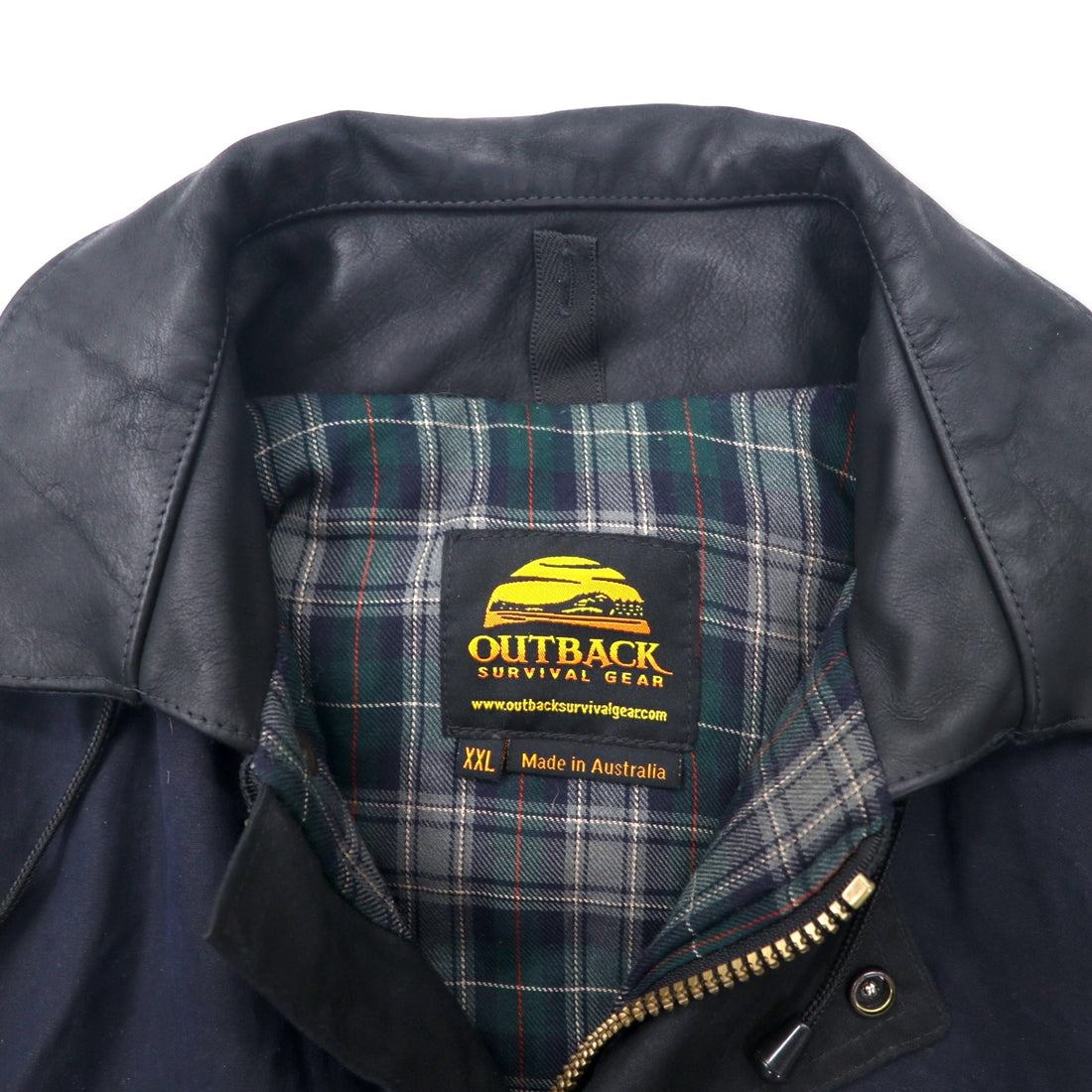 OUTBACK Australian made oiled jacket, XXL, navy, cotton, leather trim, check lining, detachable hood, drawcord