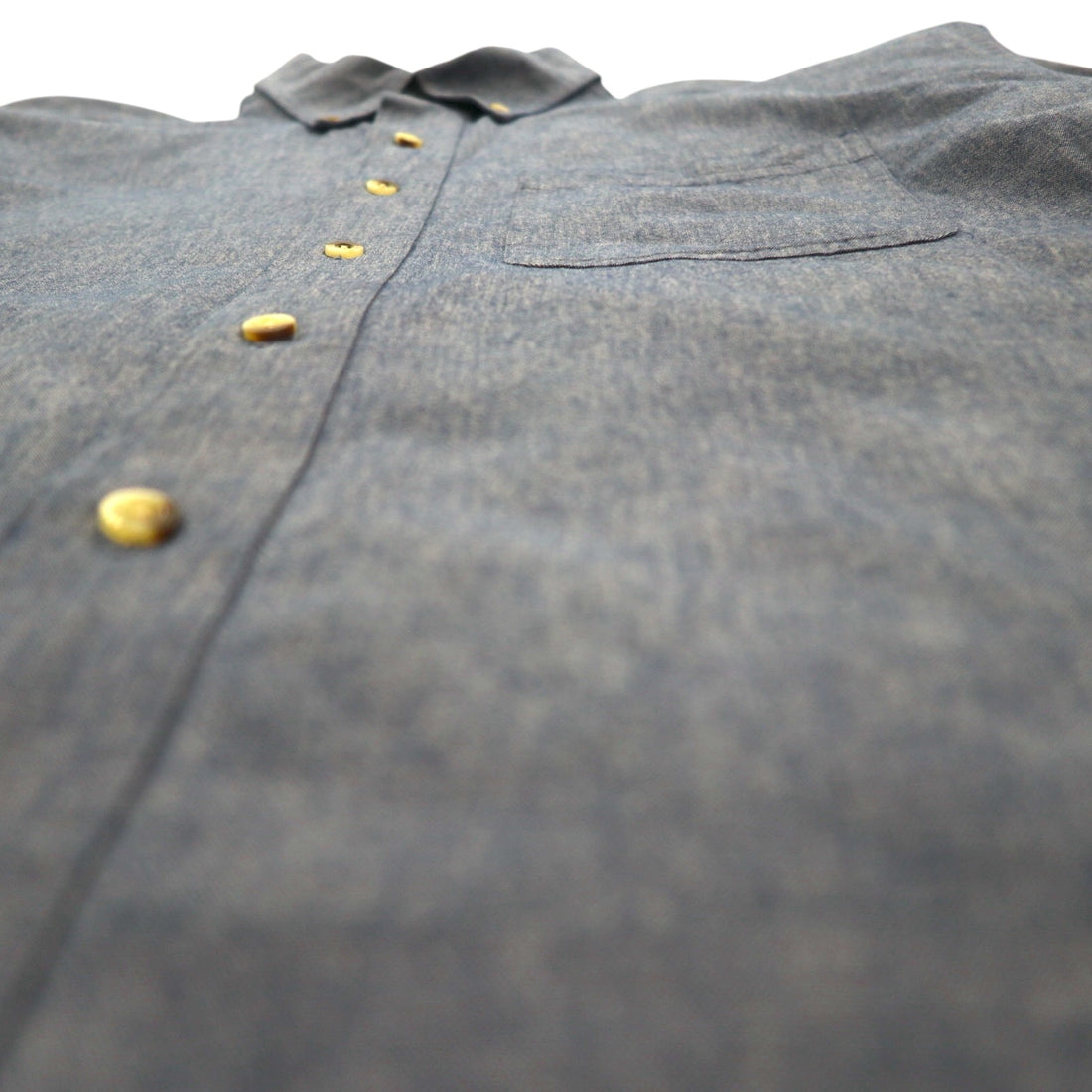 L.L.Bean 00s Chambray Button Down Shirt, Large, Blue Cotton, DUG3