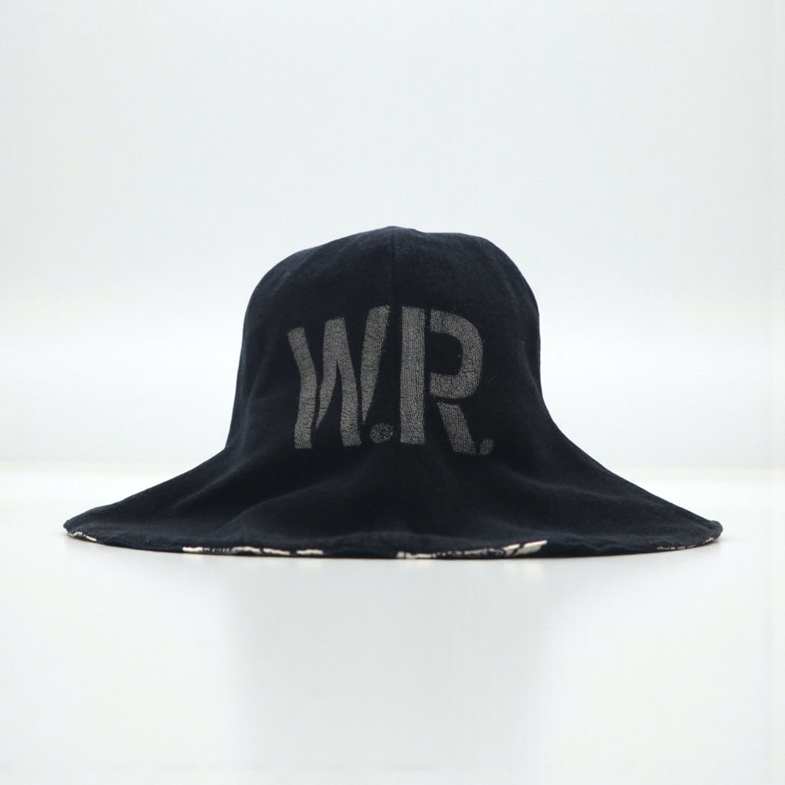 WEIRDO リバーシブル チューリップハット バケットハット ブラック INTIALS HAT WRD-17-SS-605