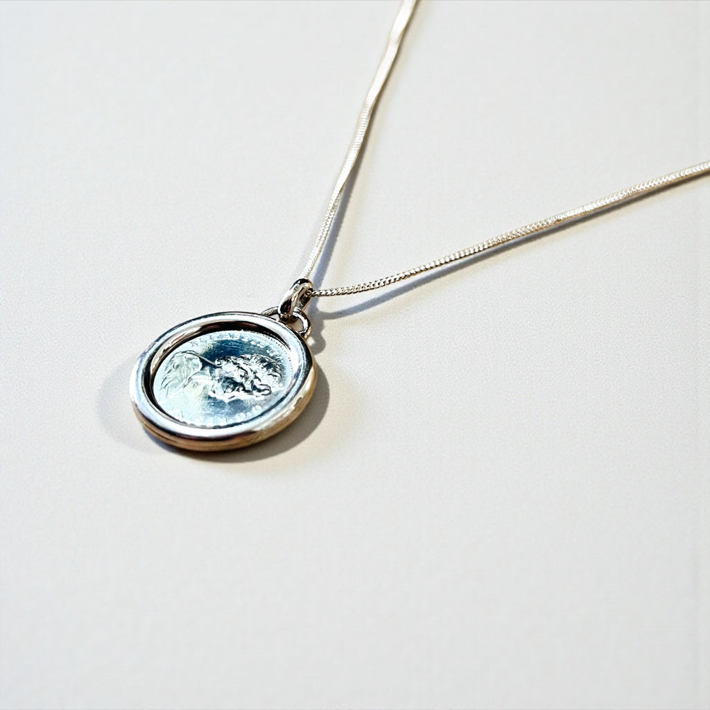 Vintage Silver 999 Coin Necklace, Canada 1867-1967, 10 Cents Queen Elizabeth II 1867-1967