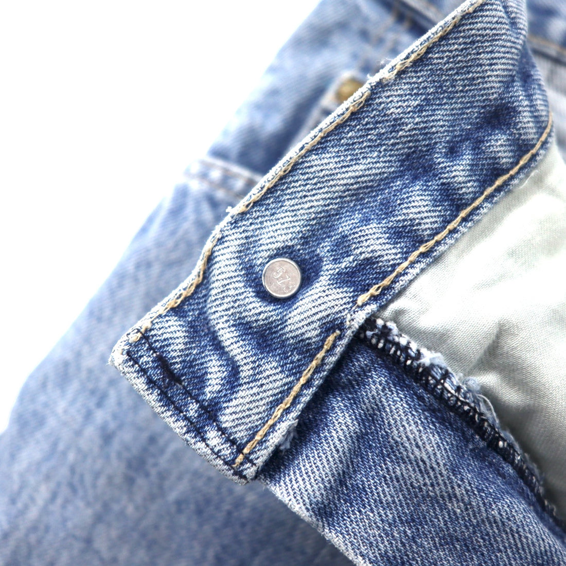 Levi's Made in USA 80's High Rise Tapered Jeans Denim Pants 11 Blue Ice Wash Cotton Button Back 573 White Tab 57902-7206
