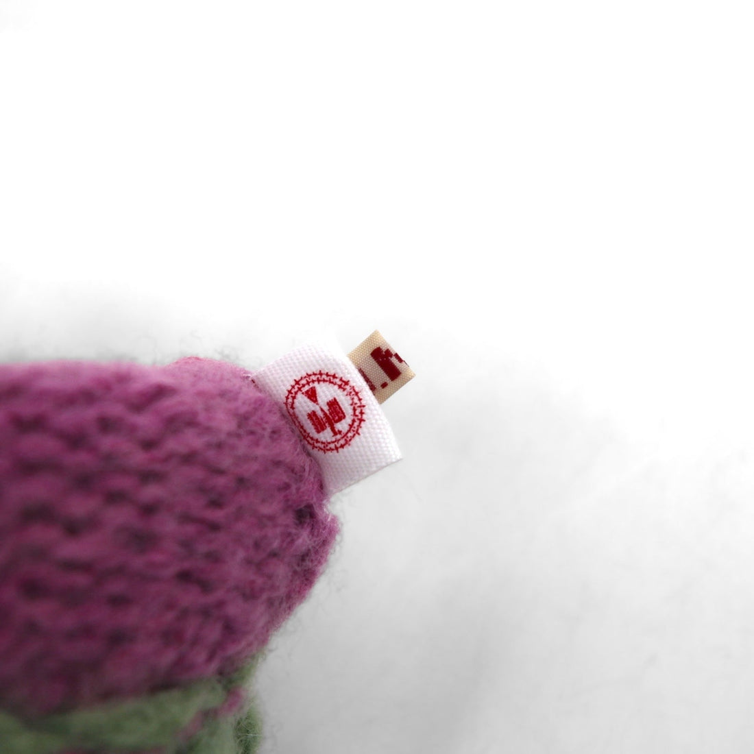 BLACKMEANS Mohair Arm Warmers Pink b945-78TKN28-1