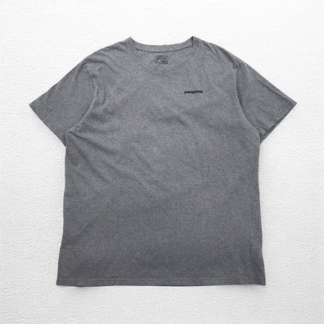 Patagonia P-6 Logo Cotton T-Shirt 2XL Grey Back Print 38906