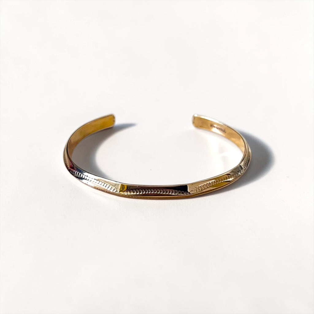 Navajo Indian Jewelry ナバホ族 インディアンジュエリー バングル カフ ゴールド スタンプワーク 12KGF