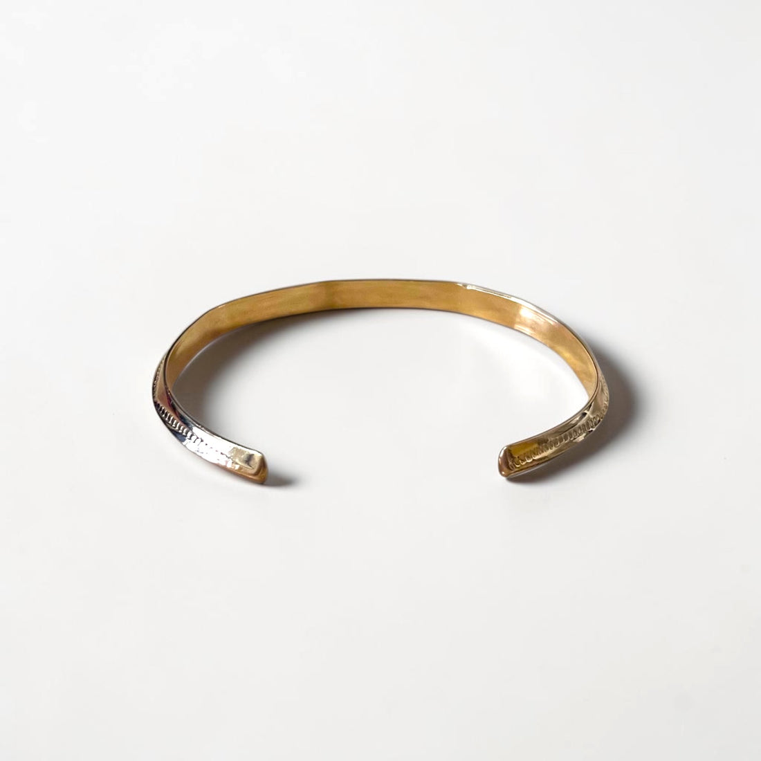 Navajo Indian Jewelry ナバホ族 インディアンジュエリー バングル カフ ゴールド スタンプワーク 12KGF