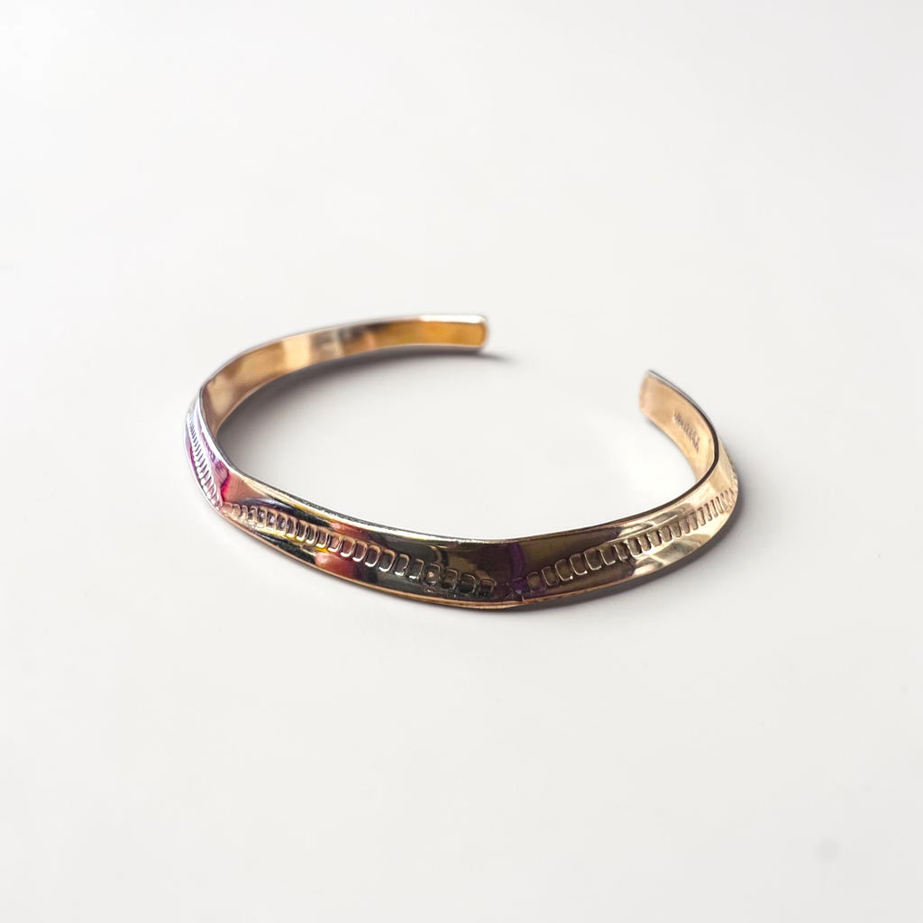Navajo Indian Jewelry ナバホ族 インディアンジュエリー バングル カフ ゴールド スタンプワーク 12KGF