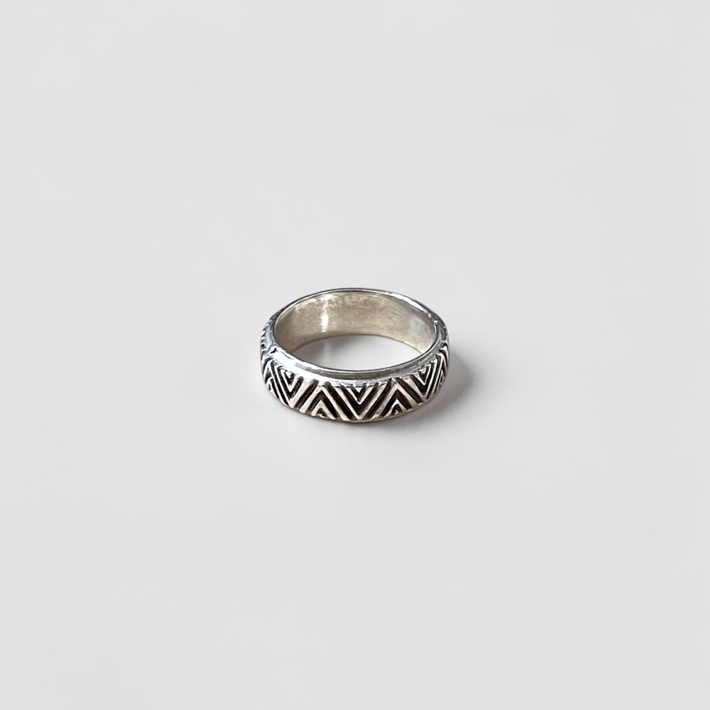 Sterling Silver 925 Geometric Chevron Zigzag Wide Band Ring Vintage Style