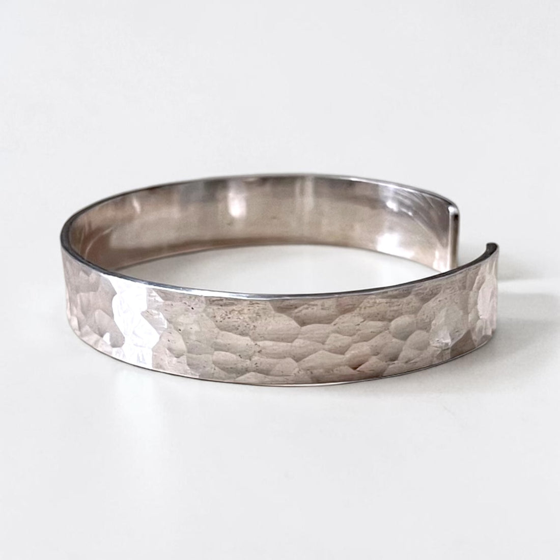 Vintage Silver Bangle ハンマーワーク 槌目 シルバーバングル カフ ブレスレット SILVER 刻印
