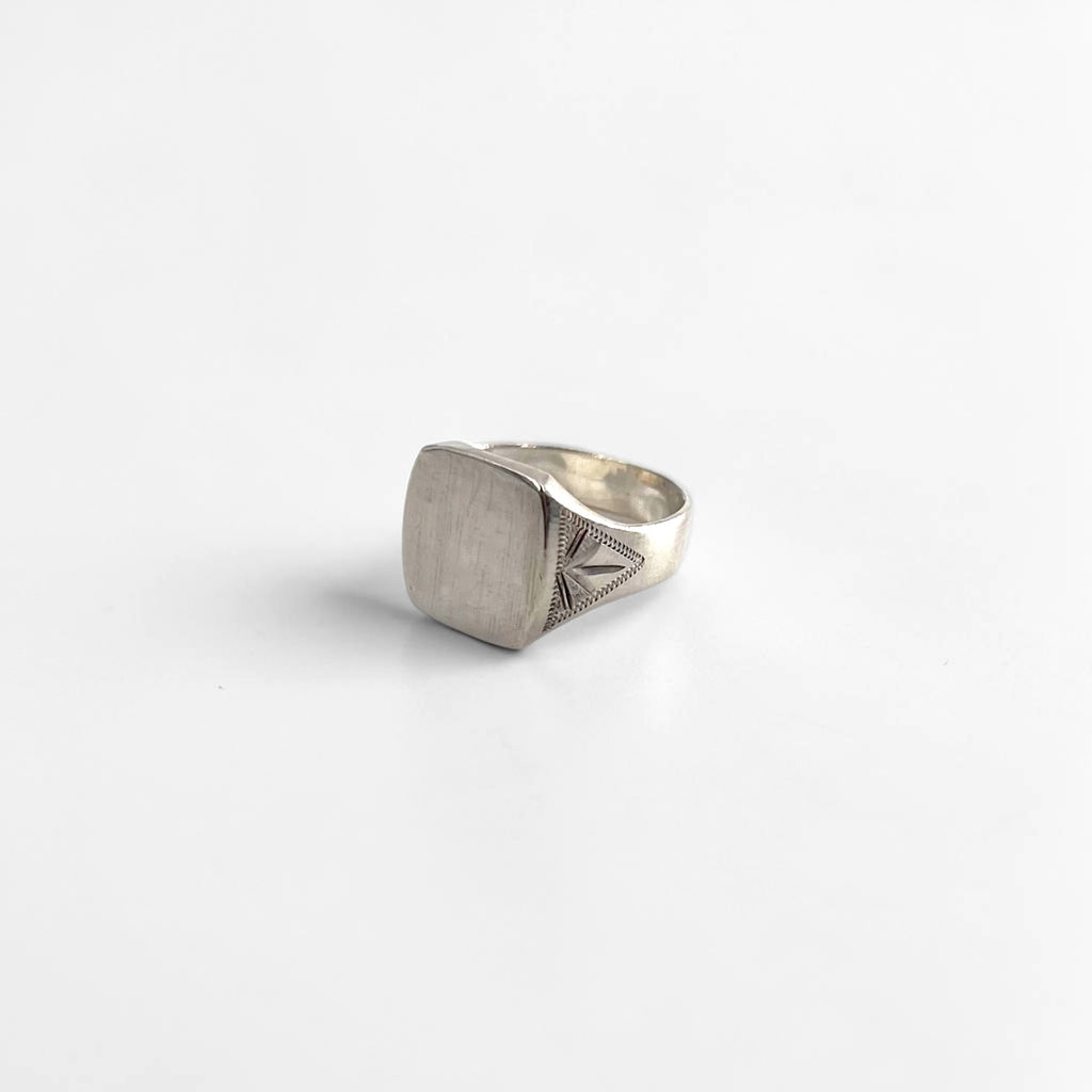 Vintage Silver Signet Ring 純銀 シルバーシグネットリング 指輪 18号 刻印 スクエア 印台