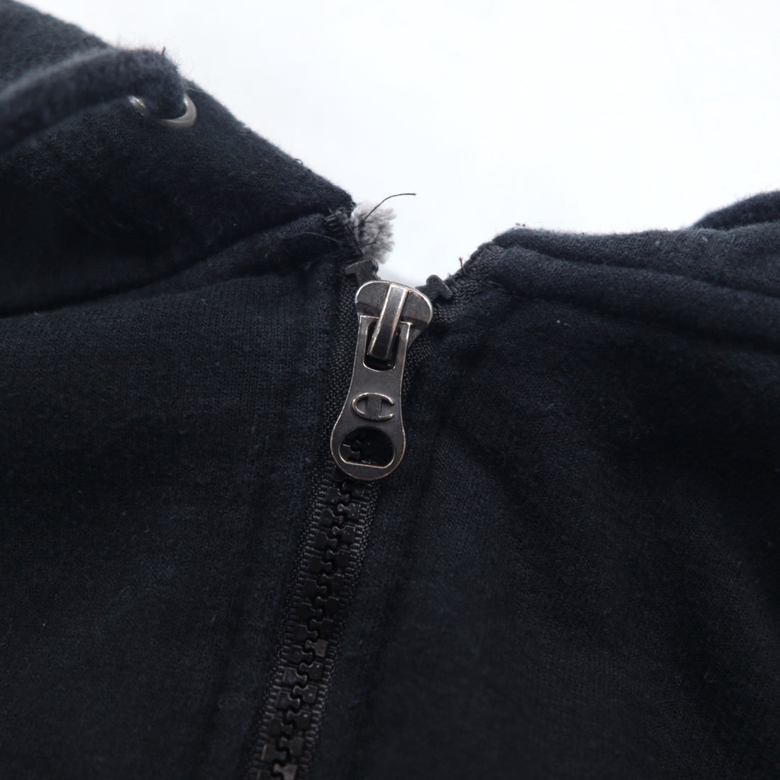 Champion ビッグサイズ フルジップパーカー 4XL ブラック ワンポイントロゴ刺繍 ホンジュラス製