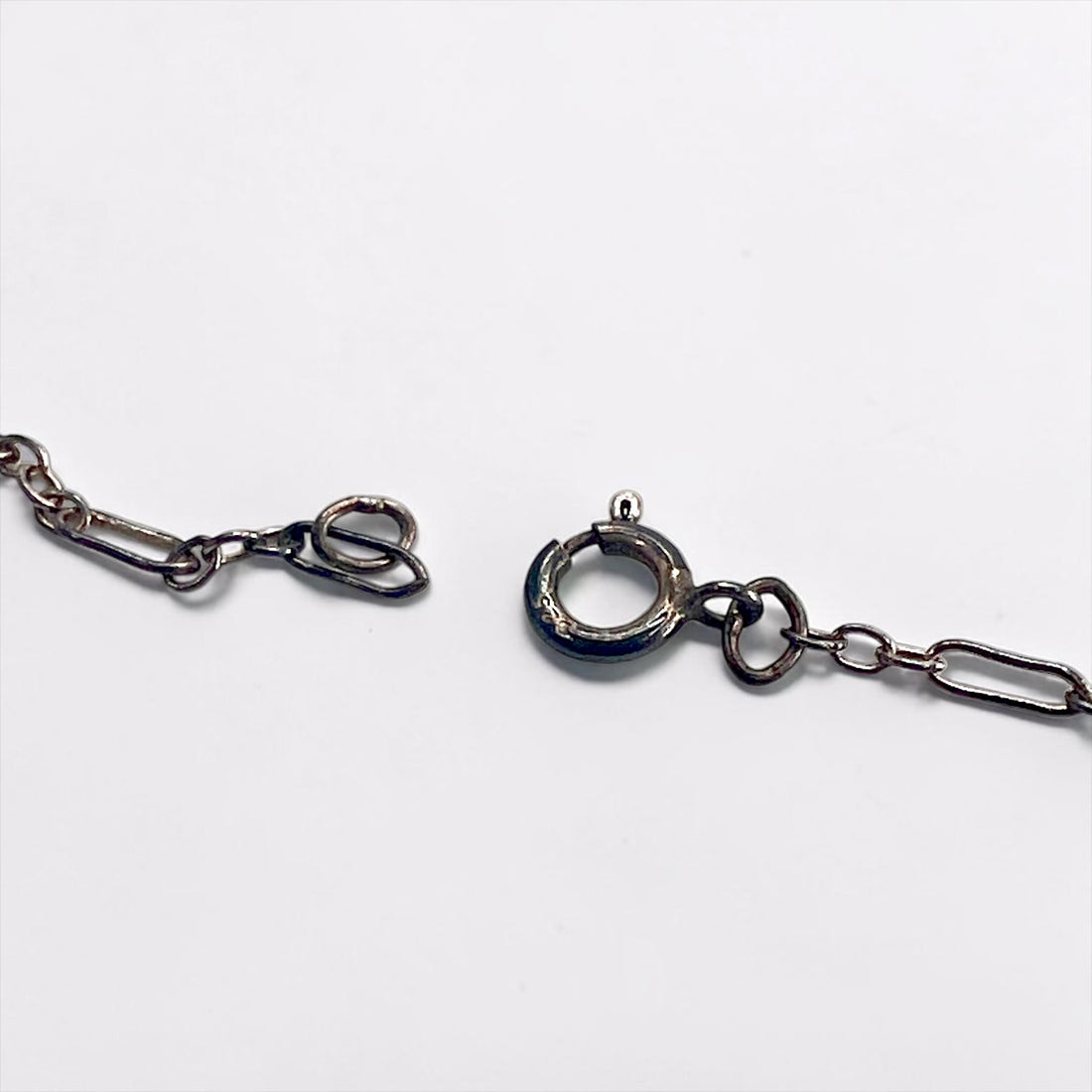 Sterling Silver 925 Black Onyx Cabochon Pendant Necklace Navajo Style Scalloped Flower Vintage