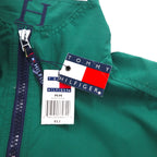 TOMMY HILFIGER 00年代 ジップアップ スポーツジャケット M グリーン 撥水 透湿 メッシュライナー ドローコード 未使用品