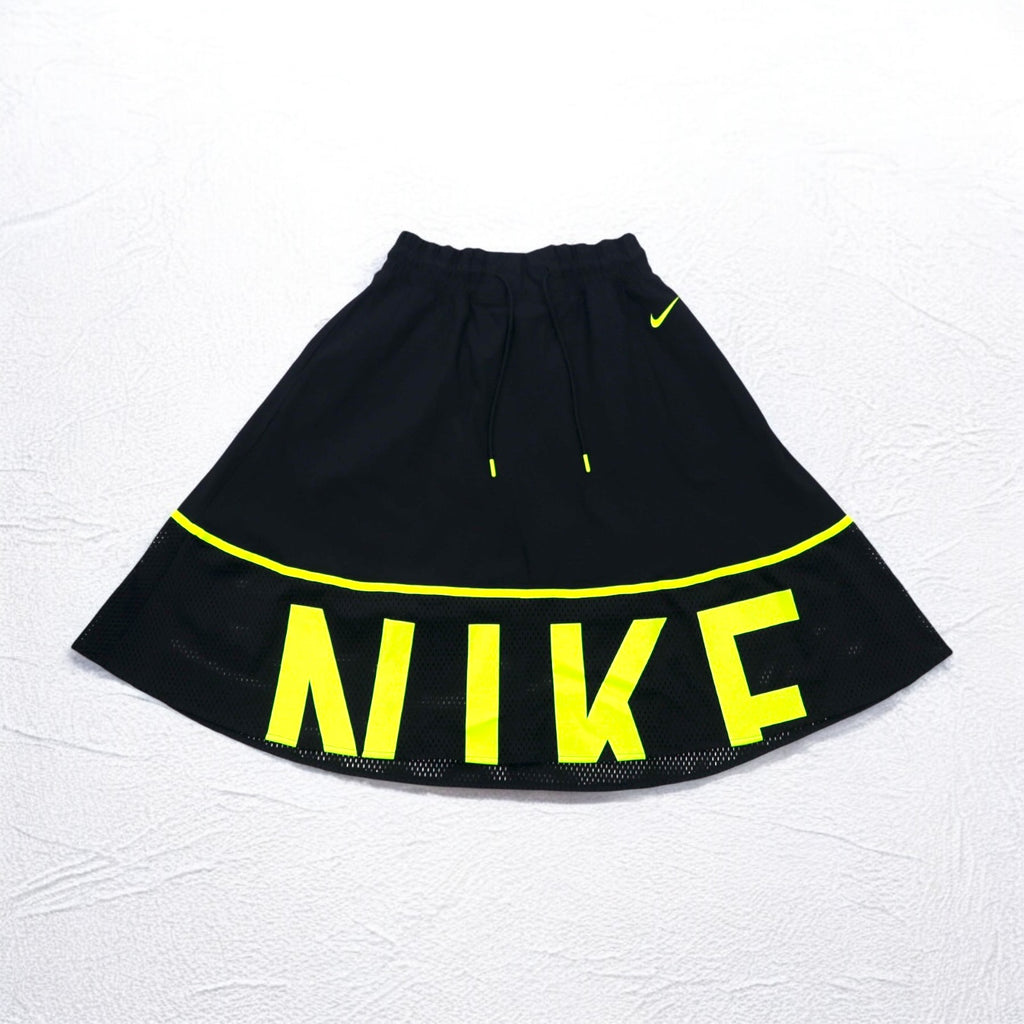 NIKE Mesh Skirt M Black Yellow Logo Print AS W NSW SKIRT MESH CU4031-017