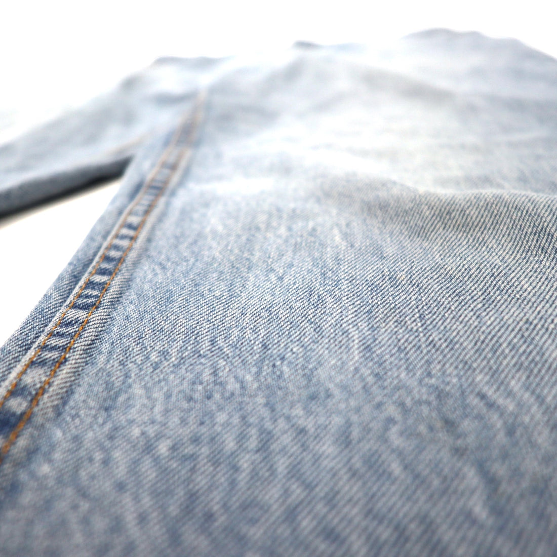 Levi's USA Made 90s 560 Loose Fit Tapered Denim Pants Size 32 Blue Cotton Zipper Fly 560-4891