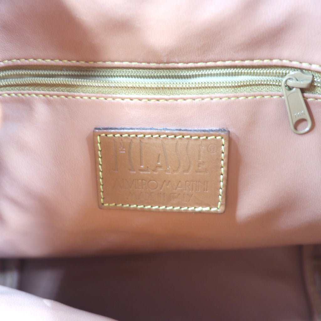 PRIMA CLASSE Made in Italy Drawstring Shoulder Bag Beige PVC Leather World Map