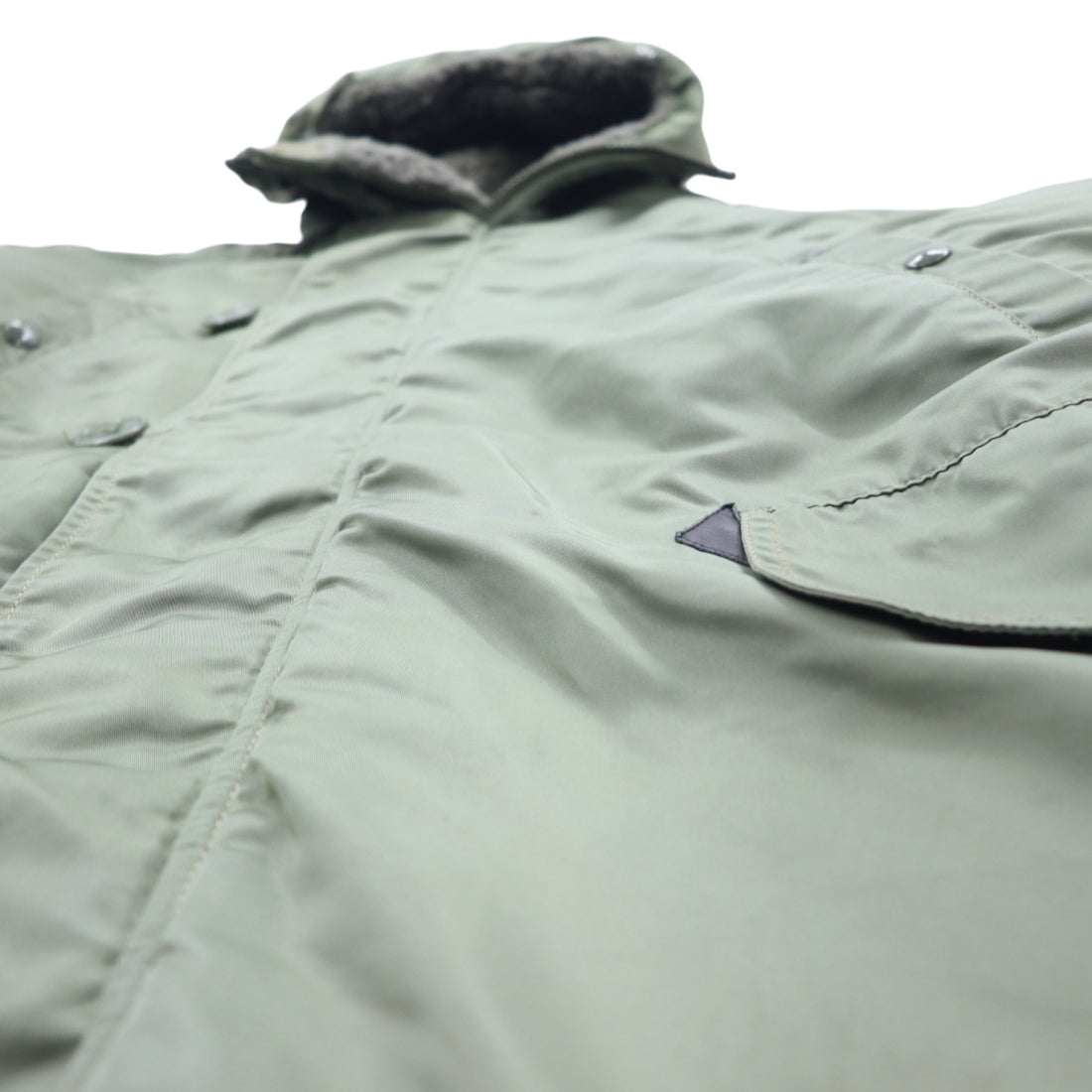 ALPHA INDUSTRIES INC N-3B Flight Jacket, M, Khaki, Polyester, Drawstring, Detachable Fur, MIL-J-6279