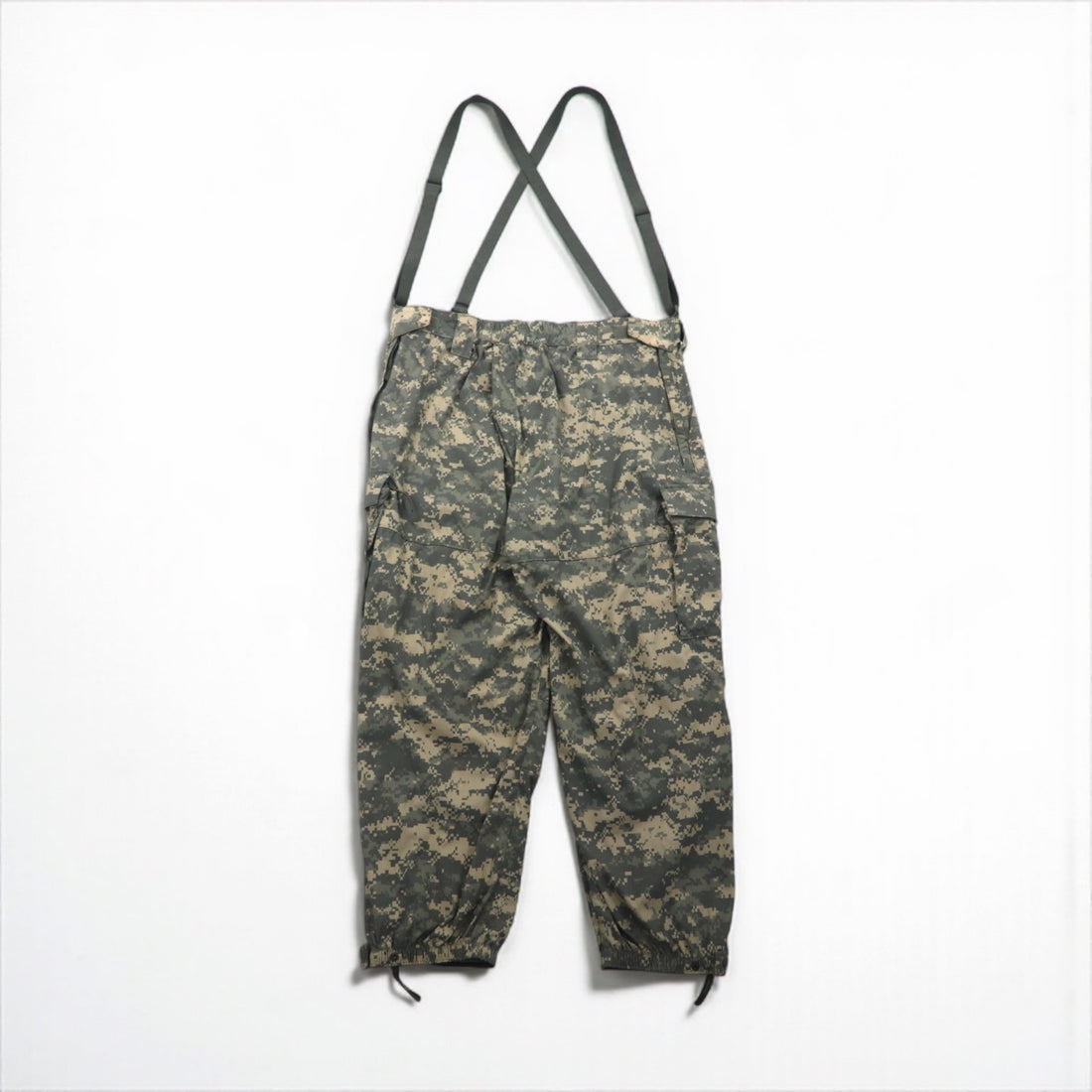 US ARMY ECWCS GEN3 LEVEL5 ソフトシェル カーゴパンツ XL ナイロン 防水 サスペンダー付 ドローコード 8415-01-538-6875 デジタルカモ