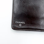 CHANEL 2.55ライン マトラッセ 財布 ブラック レザー キルティング ターンロック フランス製