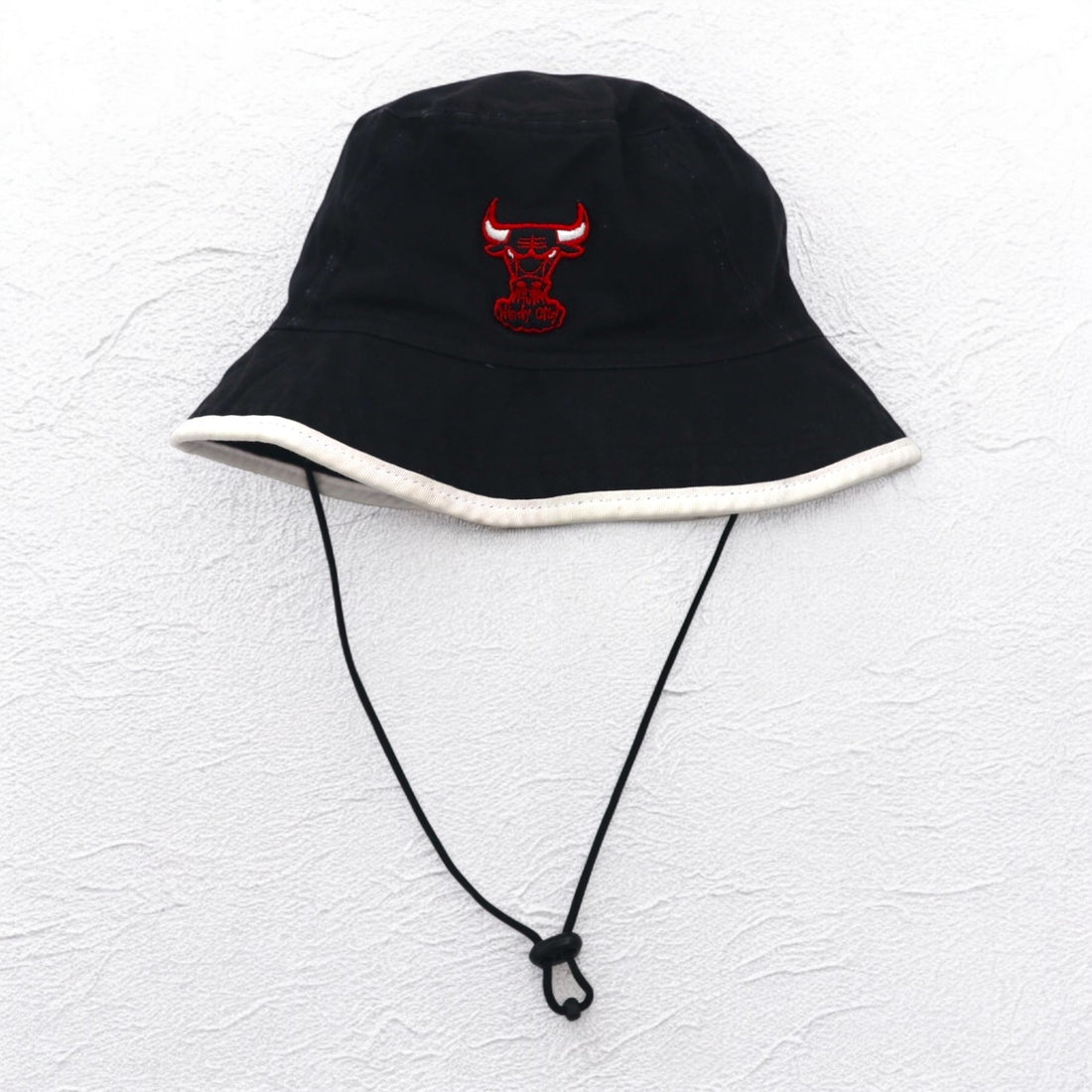 NEW ERA Drawcord Bucket Hat, Medium, Black, NBA HARDWOOD CLASSIC, Chicago Bulls