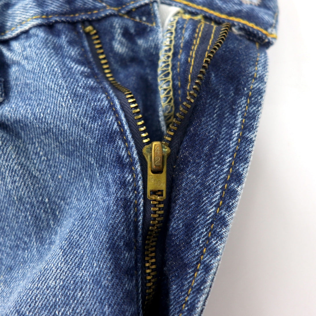 LEVI'S VINTAGE CLOTHING (LVC) 501ZXX 1954 Model Big E Selvedge Denim Pants Size 30 Blue Cotton Red Edge 42 TALON Zip Leather Patch 50154-0081 Made in Turkey