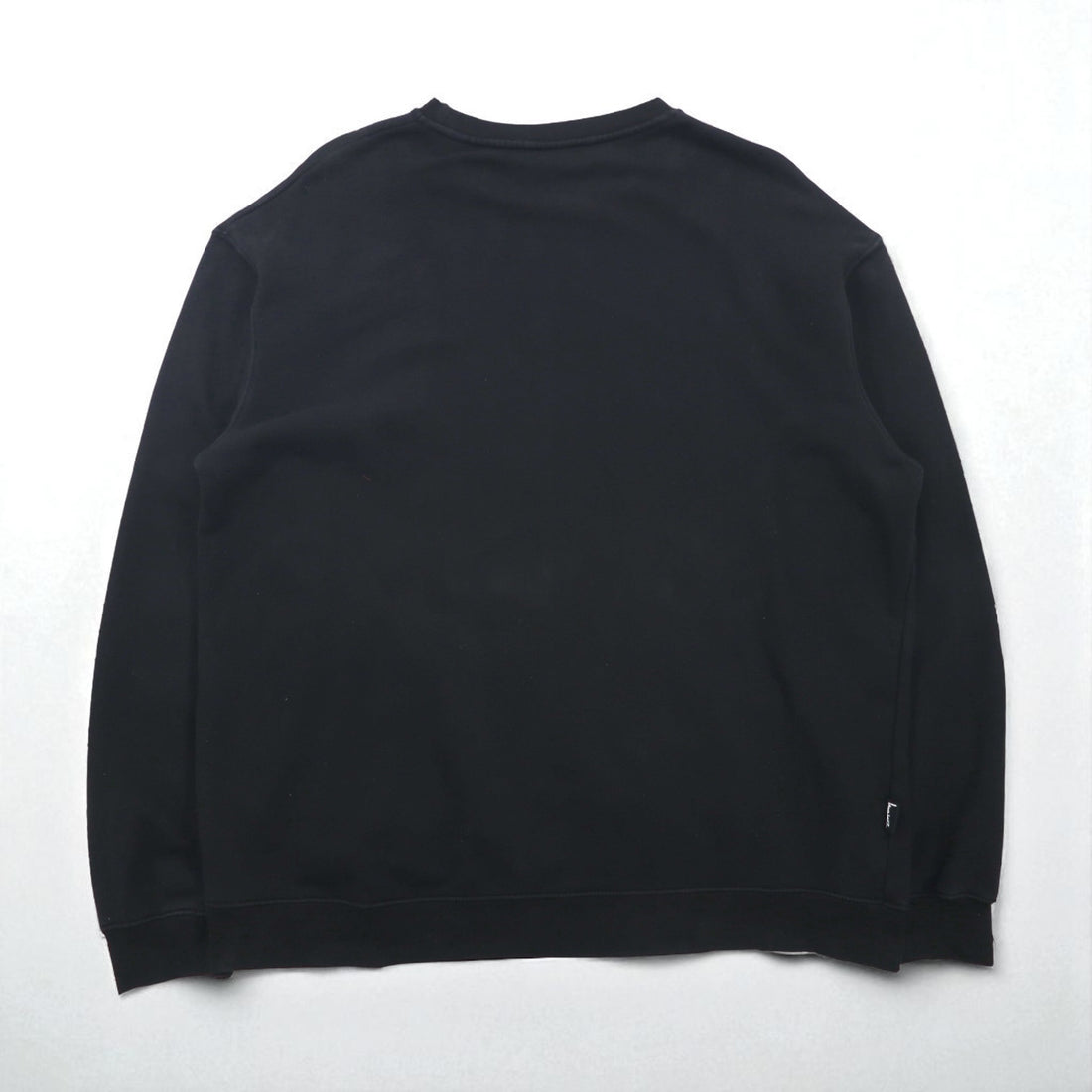 STUSSY World Tour Crew Neck Sweatshirt, Size L, Black, 5 Major Cities