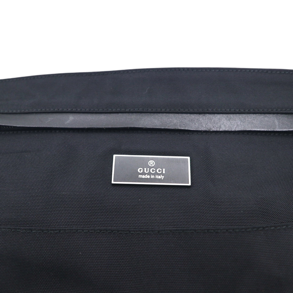 GUCCI Made in Italy Shoulder Bag Sacoche Black Nylon Logo Plate 019・0335 002058