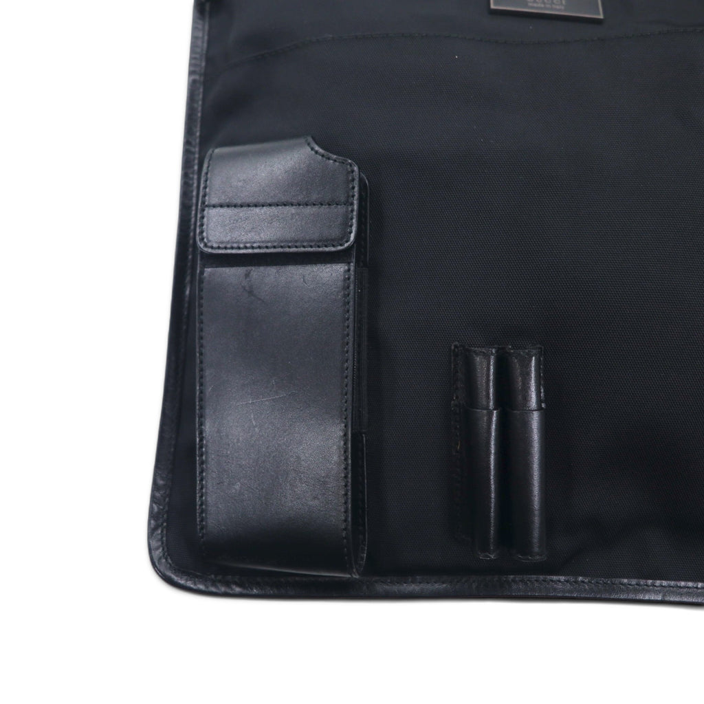 GUCCI Made in Italy Shoulder Bag Sacoche Black Nylon Logo Plate 019・0335 002058
