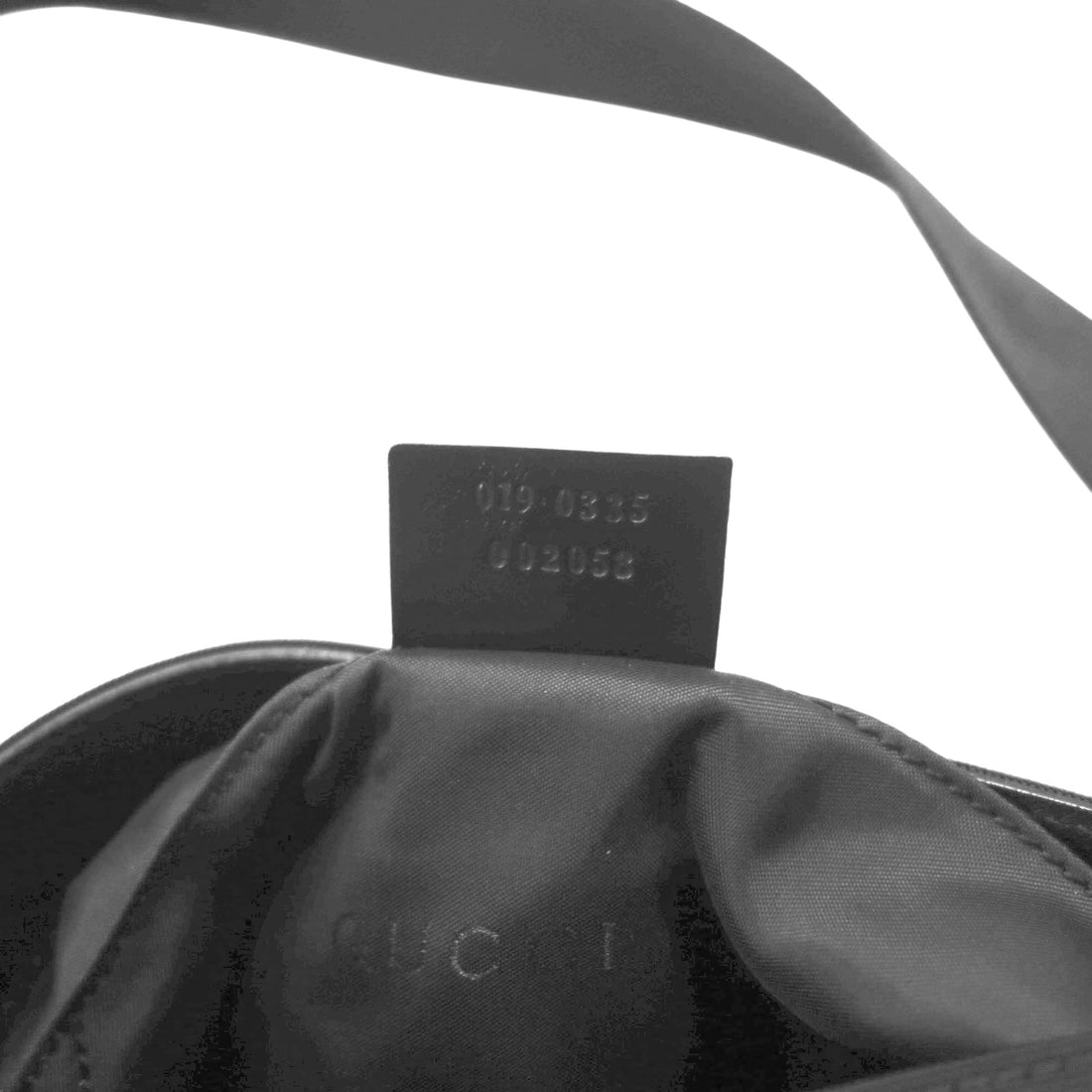 GUCCI Made in Italy Shoulder Bag Sacoche Black Nylon Logo Plate 019・0335 002058